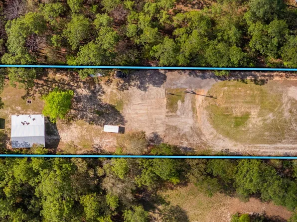 68 Beaver Dam Rd, Defuniak Springs, FL 32433
