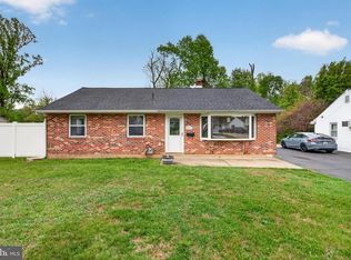 3528 Windsor Dr, Bensalem, PA 19020