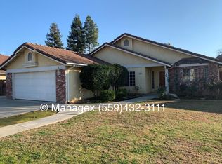 2460 Los Altos Ave, Clovis, CA 93611