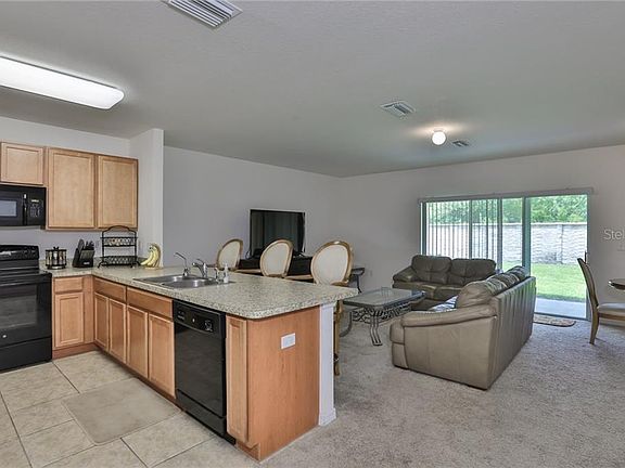 3rd image of 12827 Buffalo Run Dr