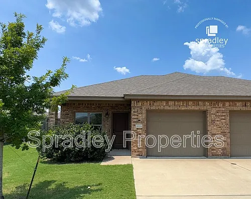 202 Juniper Dr #A Photo 1 202 Juniper Dr #A Photo 1