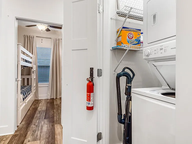 304 Casa Pl — Photo 13