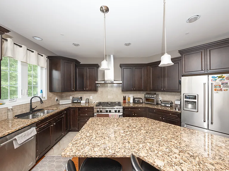 1 Warmstone Way — Photo 13
