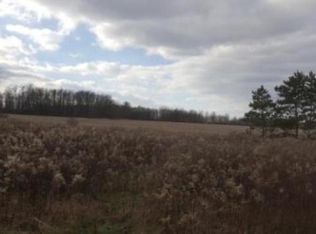 Hallock Sook Rd, Newton Falls, OH 44444