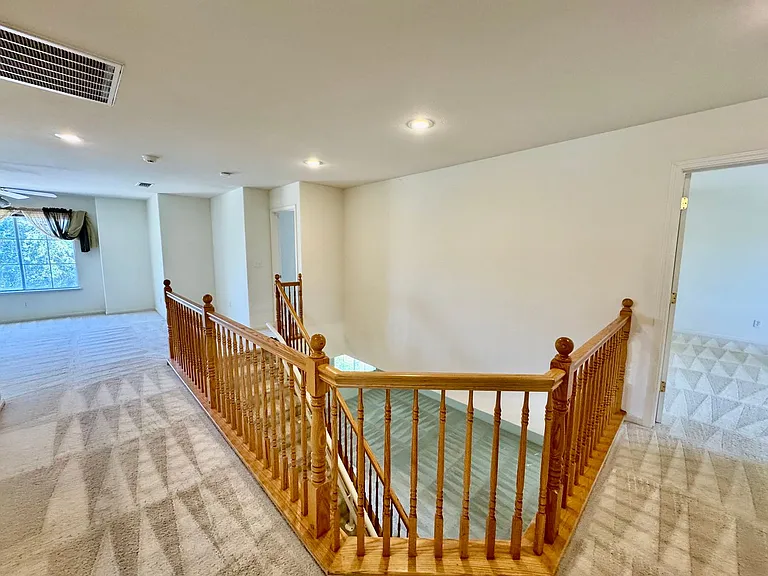 915 Cardoza Rd — Photo 11
