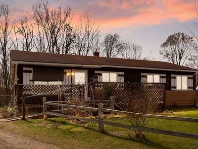 333 Fairfield Ct, Holly, MI, 48442