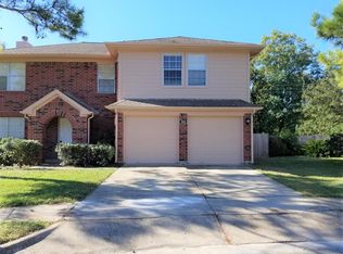 1810 Manor Cir, Rosenberg, TX 77471