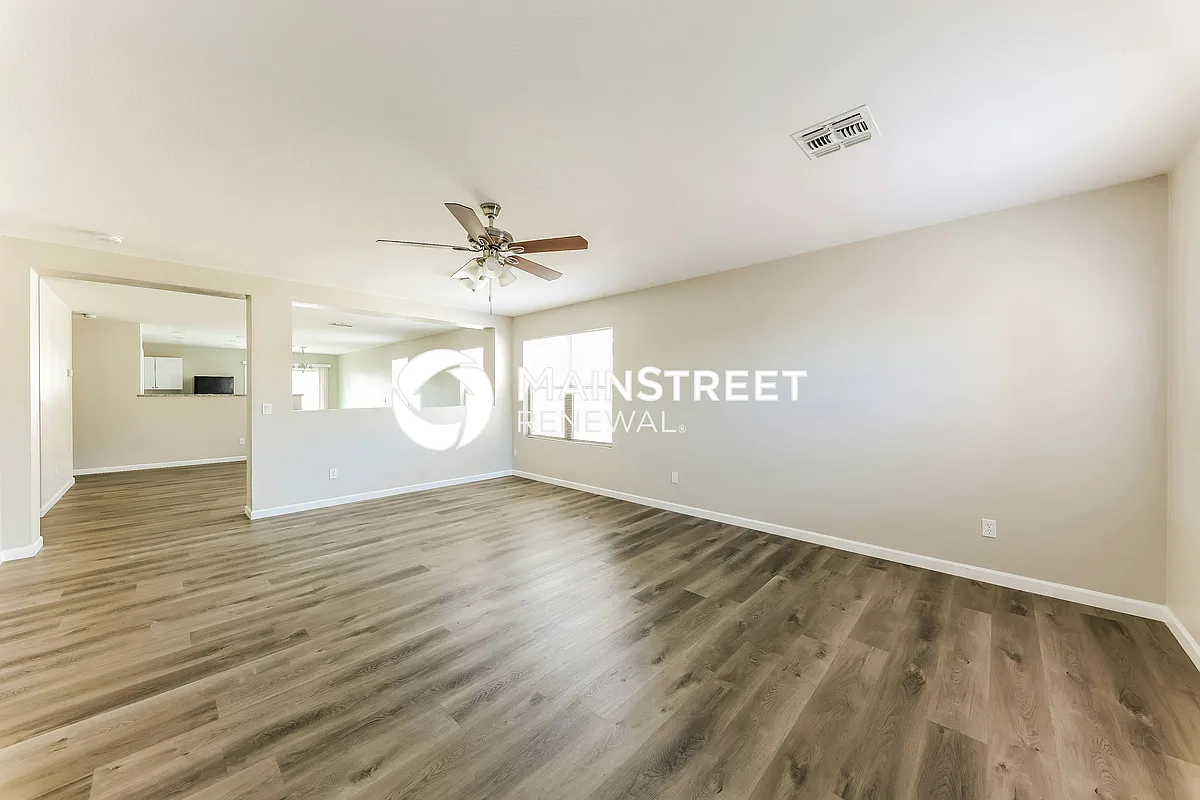 Living Room - 12804 N B St