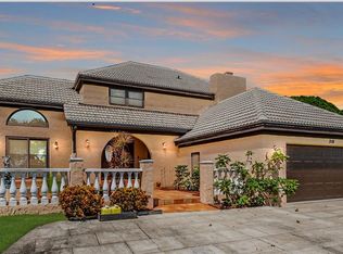 710 Capri Blvd, Treasure Island, FL 33706