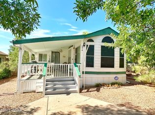 2219 Rodeo Rd, Overgaard, AZ 85933