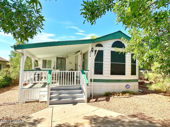 2219 Rodeo Rd, Overgaard, AZ 85933