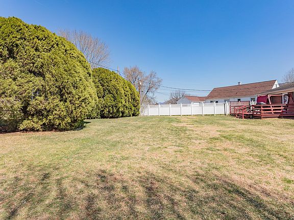 5th image of 119 Park Dr