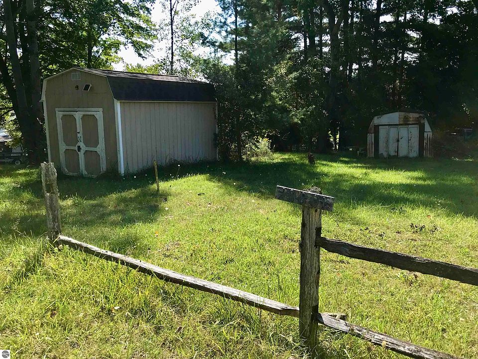 1st image of 18891 Hillview Dr
