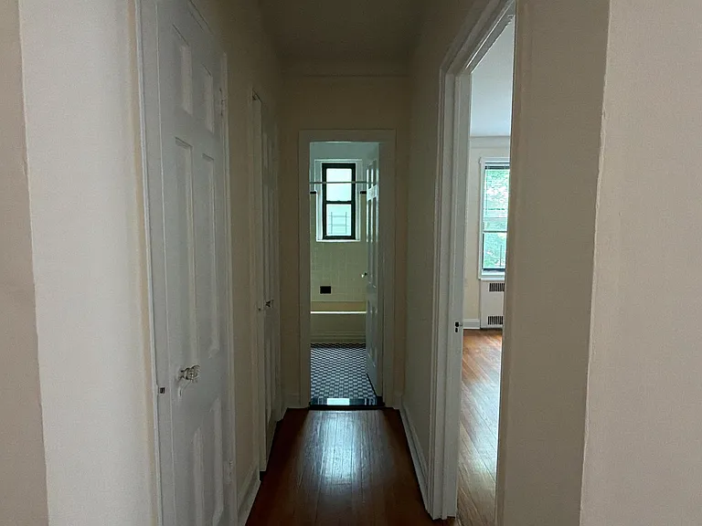 175-05 Wexford Ter #6E — Photo 5