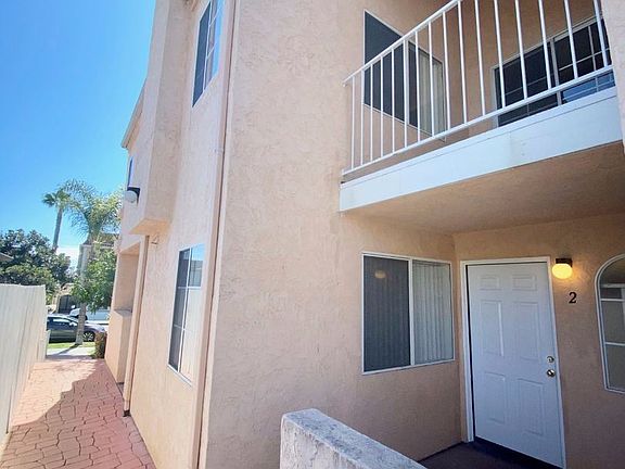 2nd image of 1654 Diamond St APT 1