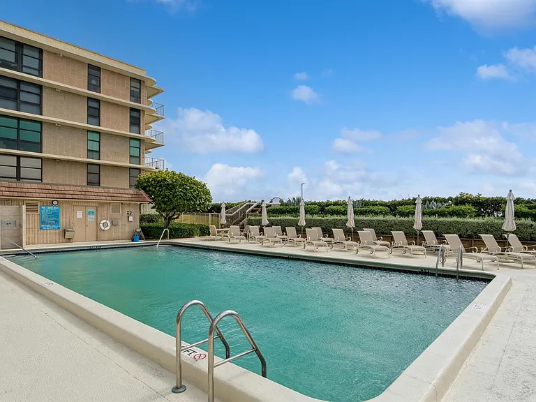 3200 S Ocean Blvd #B104 — Photo 3