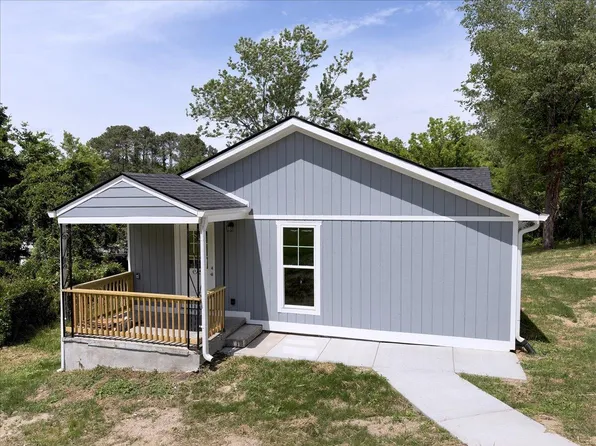 603 Orchard Ter, Rossville, GA 30741