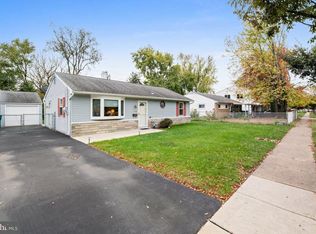 1208 Spencer Dr, Croydon, PA