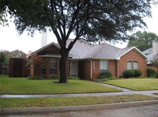 2405 Hedgeway Cir, Garland, TX 75044