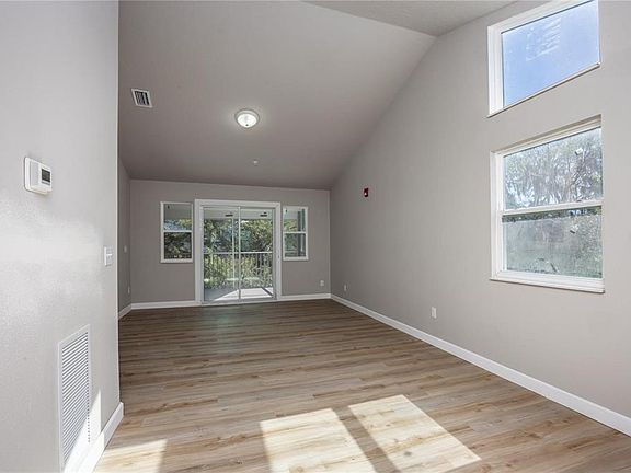 5th image of 6519 W Newberry Rd Unit 412