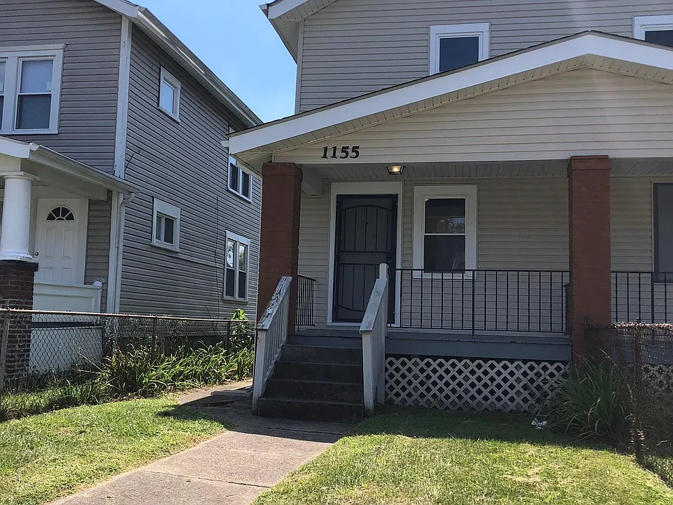 1155 E 18th Ave