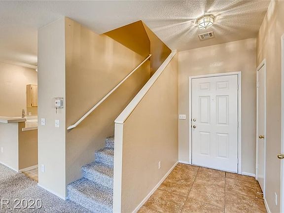 5th image of 251 S Green Valley Pkwy Unit 2813