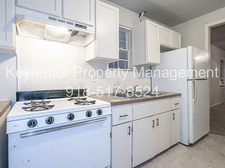 2144 N Garrison Pl — Photo 11