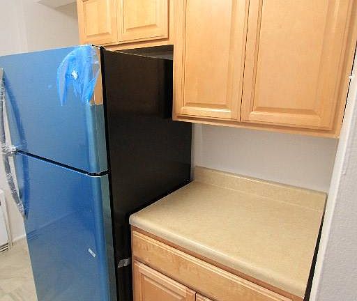 5th image of 3333 82nd St #6F