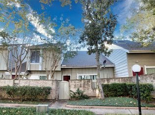 7075 Greenway Chase St, Houston, TX 77072