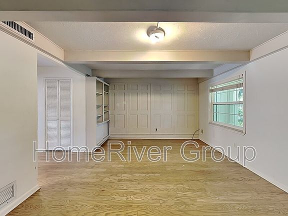 4th image of 3123 Eagle Blvd APT C