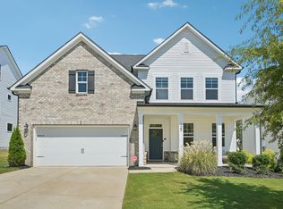 125 Highland Forest Dr, Fuquay Varina, NC 27526