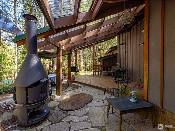 5th image of 63595 W Cascade Way