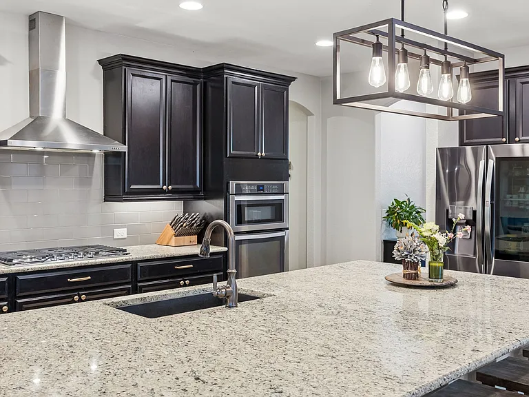 2200 Mountain Creek Ct — Photo 10
