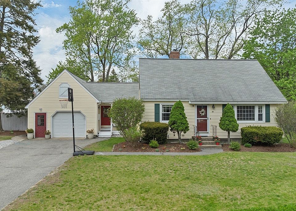1st image of 18 Buckman Dr