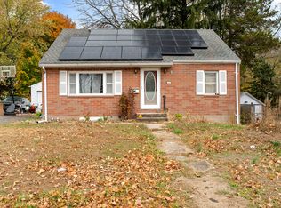 50 Sunbright Dr S, Meriden, CT 06450