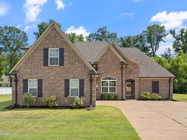 2321 Christian Ln, Southaven, MS 38672