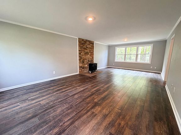 3rd image of 181 Scalybark Rd