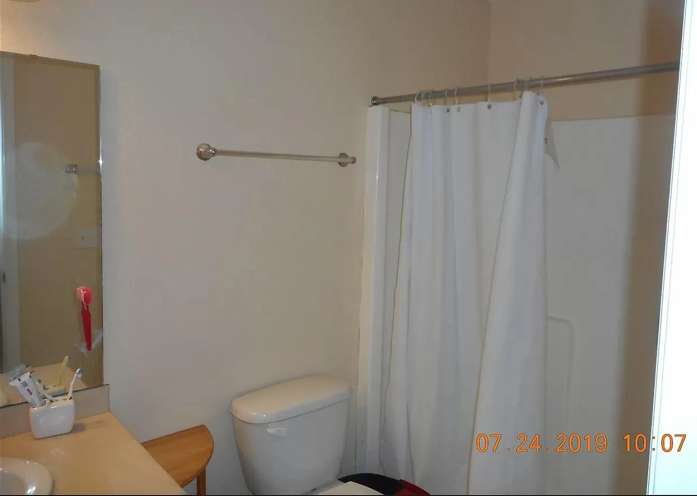 3 bed, 1159 sqft, $1,600 — Photo 1