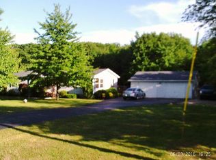 2591 Middle Rd, Silver Creek, NY 14136