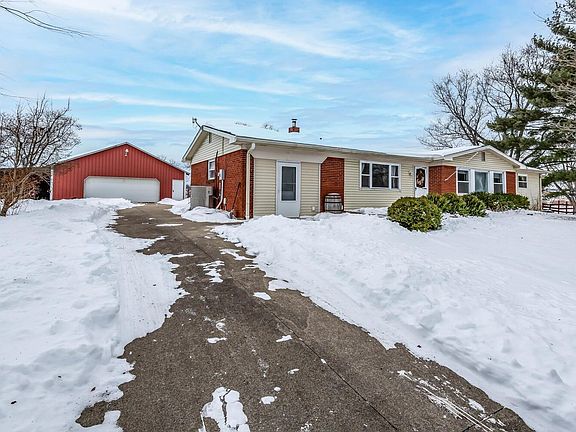 2nd image of 1161 Hollace Chastain Rd