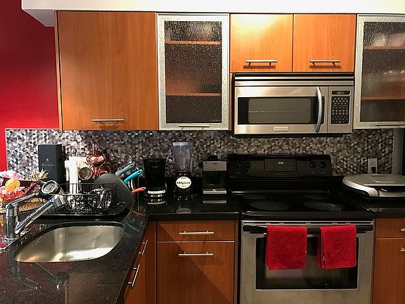 5th image of 680 NE 64th St APT A404