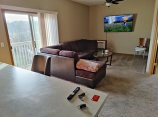 4017 W Lillian St APT 2B, McHenry, IL 60050