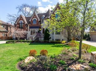 2379 Oak Tree Ln, Park Ridge, IL 60068