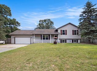 400 S Mill Iron Rd, Muskegon, MI 49442