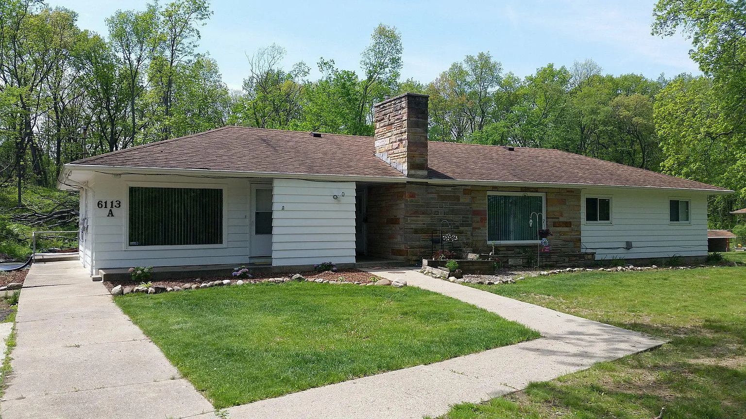 6113 Brooklyn Rd APT A photo 1