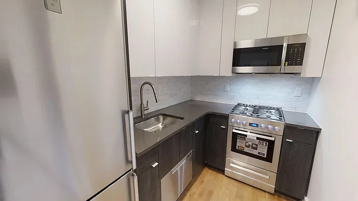 Rented by Keller Williams NYC | media 17