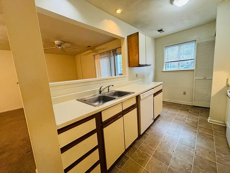 403A Berryfield Ln — Photo 9