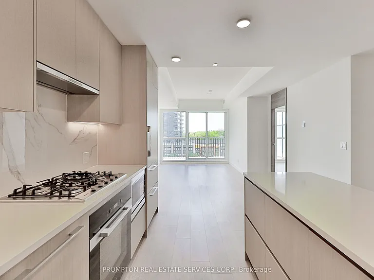 18 Esther Shiner Blvd #610 — Photo 12