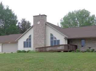 2817 Merryland Rd, Rosholt, WI 54473