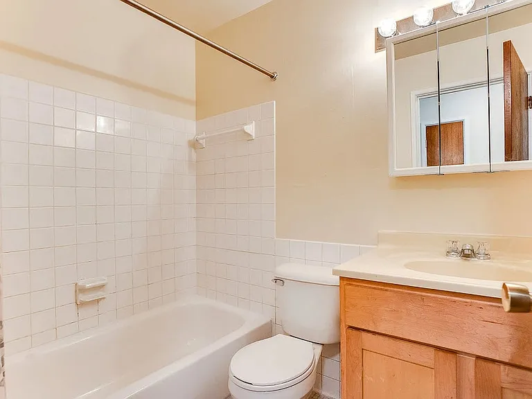 3016 Grand Avenue S. — Photo 7